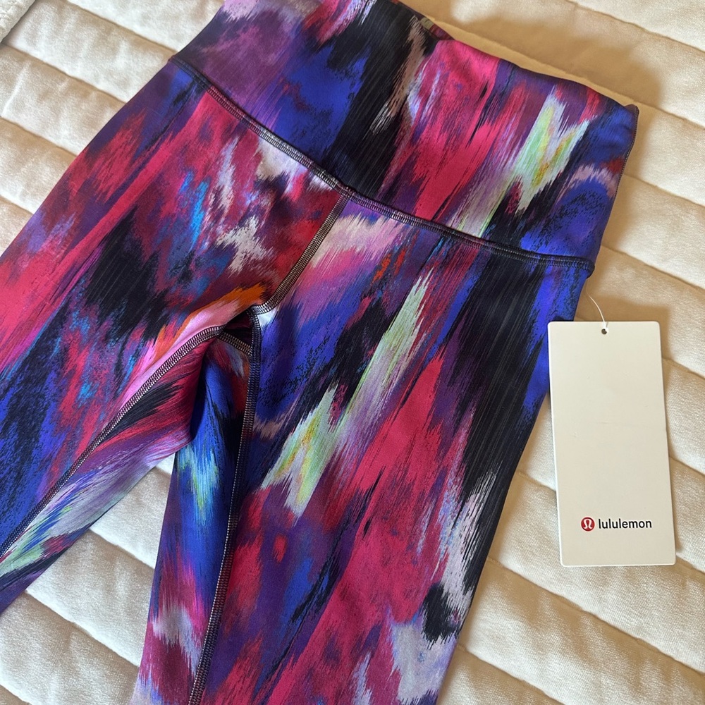 NWT Lululemon Wunder Train High Rise 28" | Pink/Purple Multicolor | Size 4 - Picture 9 of 10